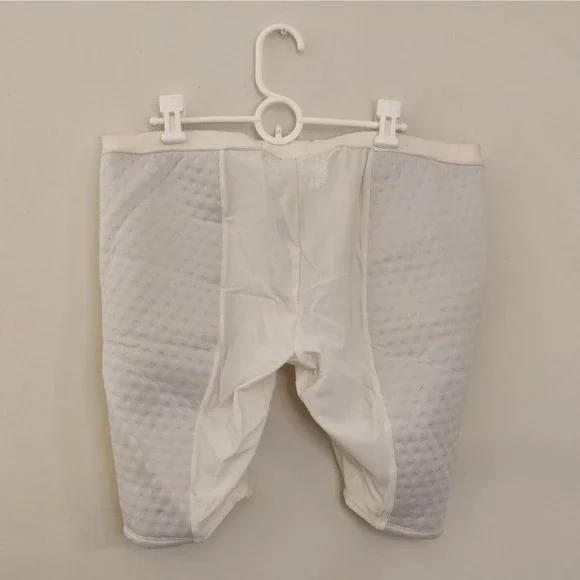 Under Armor New Women's Slider Shorts White Padded Size XXL Light Compression - Picture 2 of 9